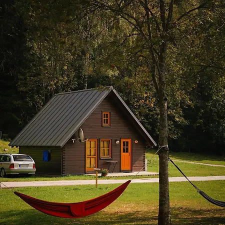 Campingplads & - Base Camp Medvedin *