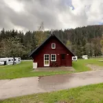 & - Base Camp Medvedin Шпиндлерув-Млин