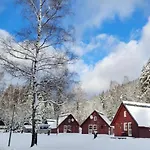 & - Base Camp Medvedin