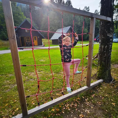 Kamp alanı & - Base Camp Medvedin Špindlerŭv Mlýn