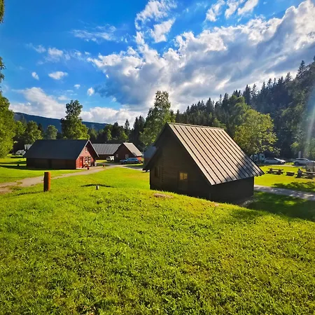 Kamp alanı & - Base Camp Medvedin *