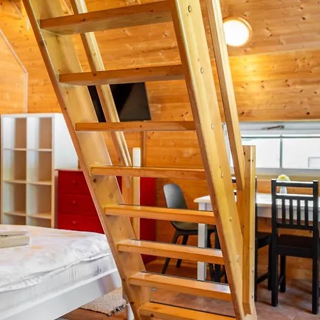 Kamp alanı & - Base Camp Medvedin Špindlerŭv Mlýn