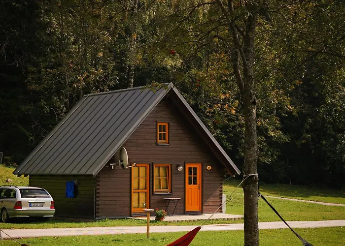 Kemp Chalets&apartments - Base Camp Medvědín *