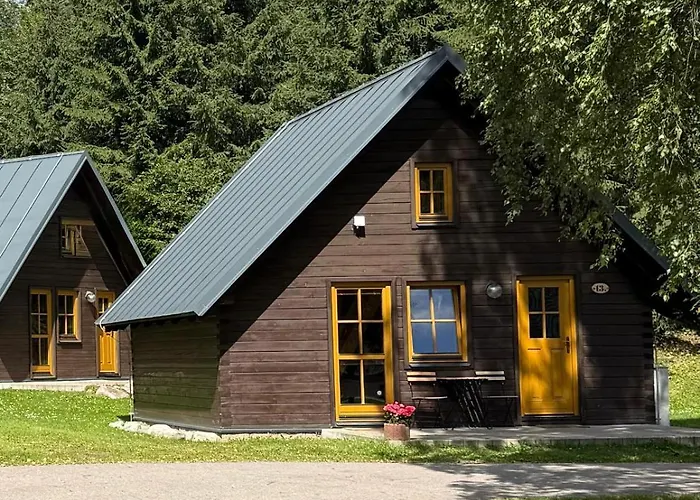 Kemp Chalets&apartments - Base Camp Medvědín *